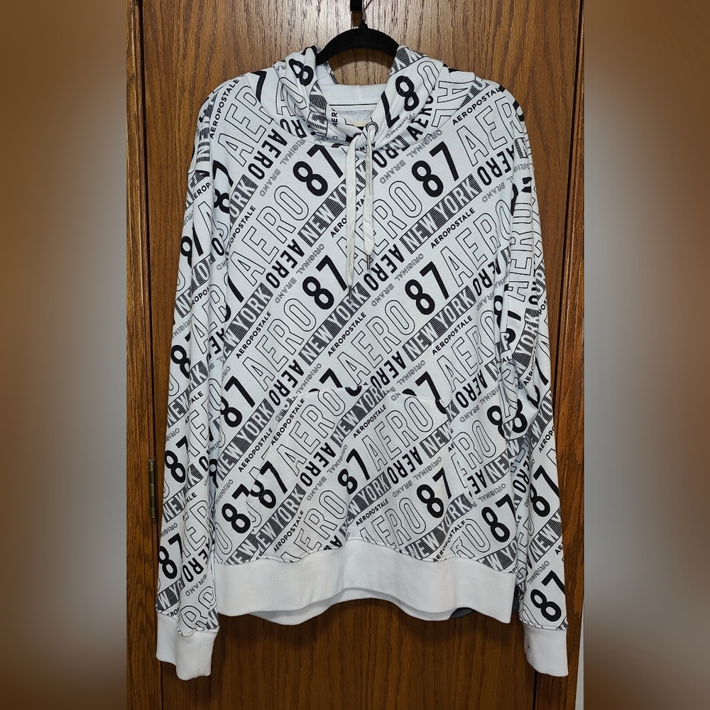 Men's NEW Aeropostale Black & White Pullover Hoodie, Size XL